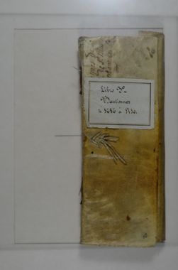 Llibre de baptismes (1686-1710)